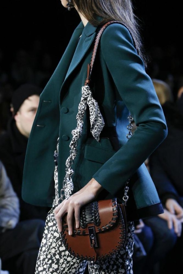 عرض Altuzarra للألبسة الجاهزة خريف شتاء 2016