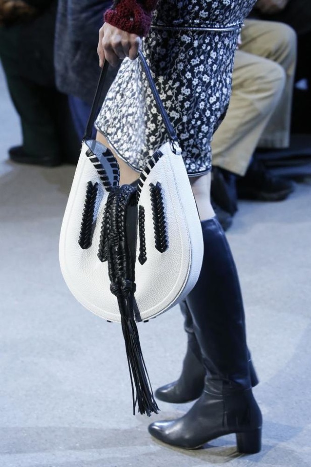 عرض Altuzarra للألبسة الجاهزة خريف شتاء 2016