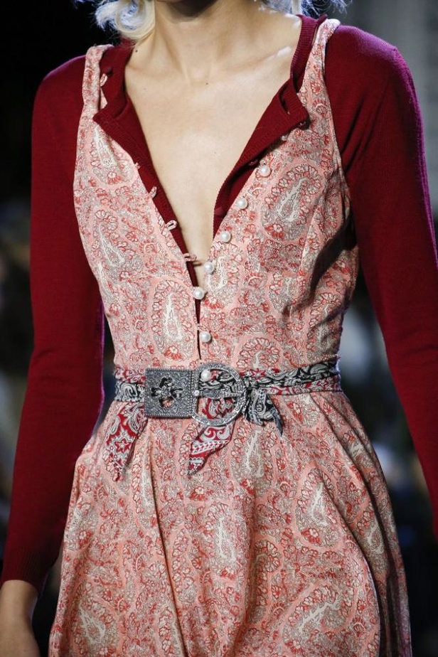 عرض Altuzarra للألبسة الجاهزة خريف شتاء 2016