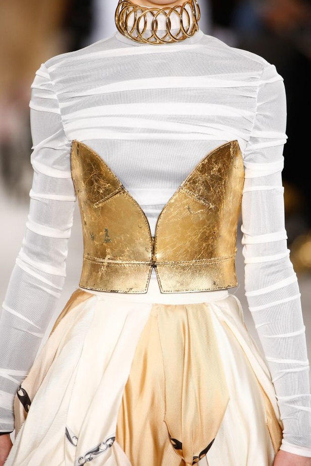 مجموعة Loewe لخريف وشتاء 2016-2017