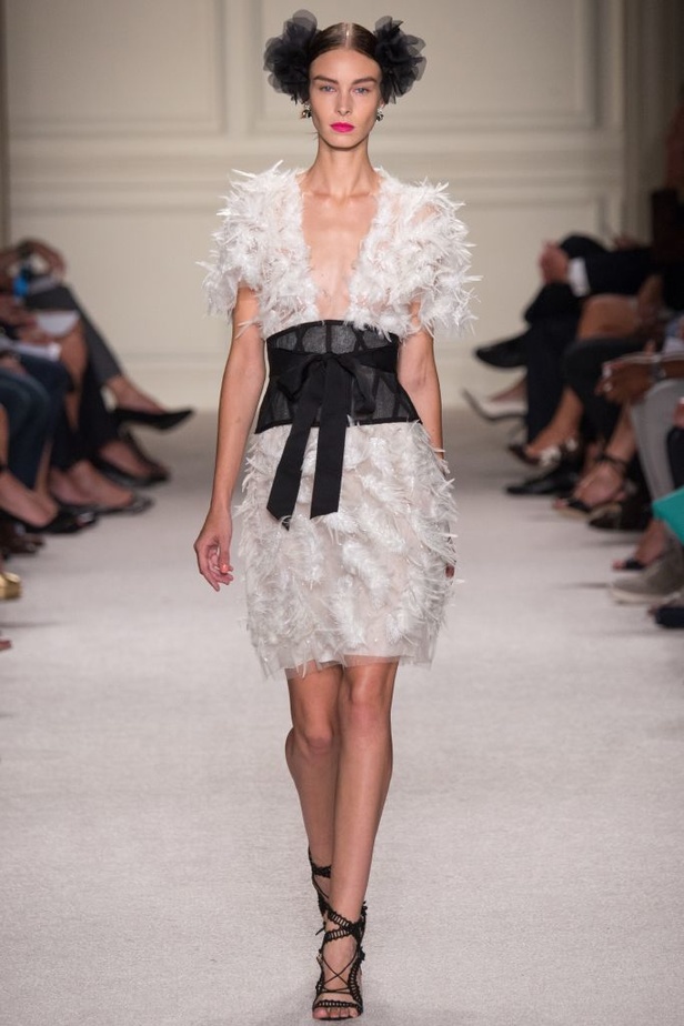 مجموعة Marchesa لربيع و صيف 2016