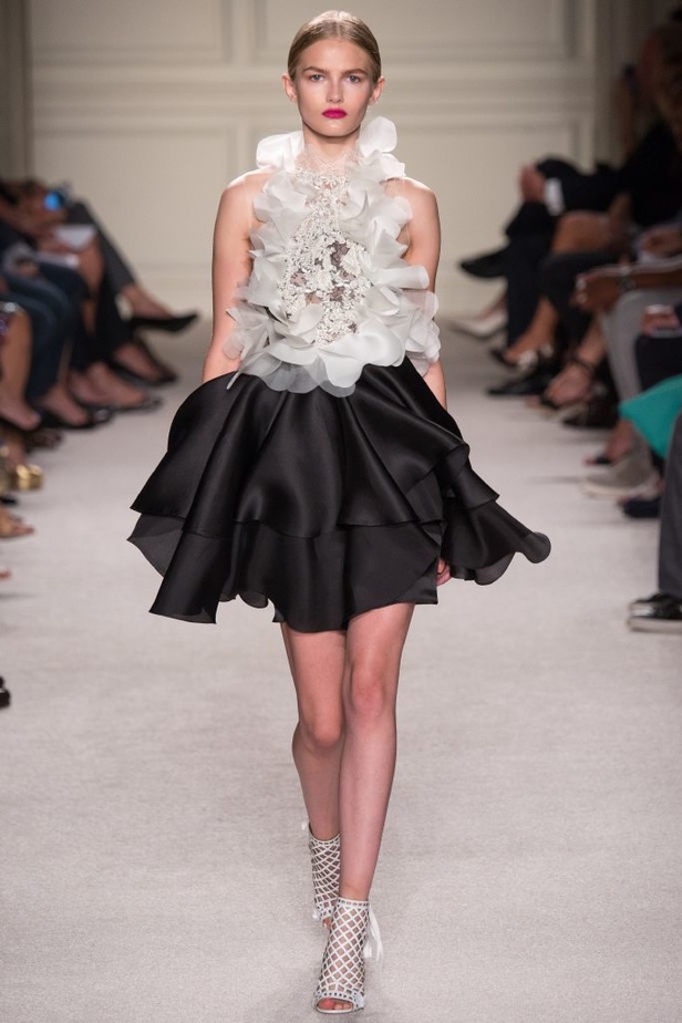 مجموعة Marchesa لربيع و صيف 2016