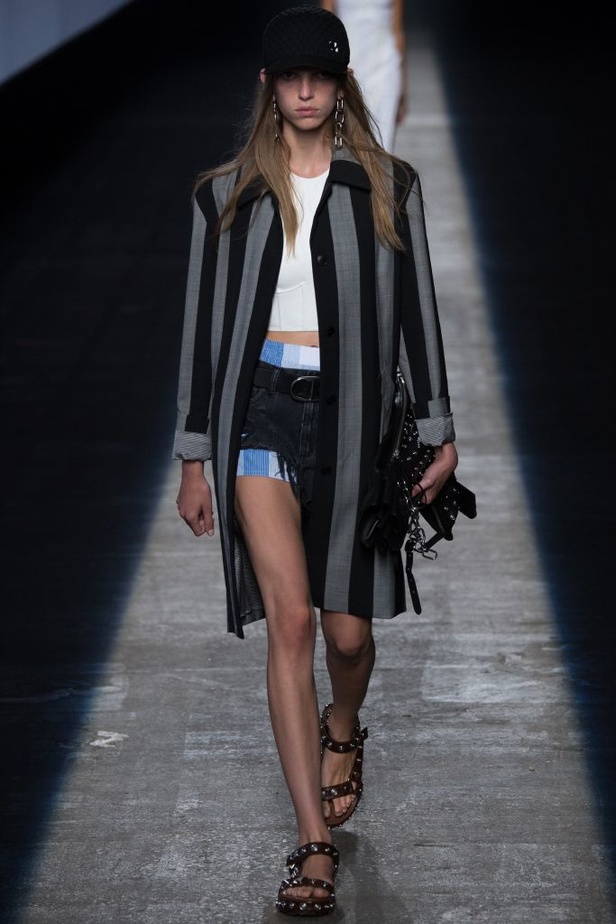 مجموعة متفردة لـAlexander Wang في جو مليء بالنجوم