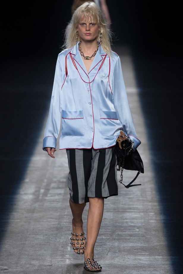 مجموعة متفردة لـAlexander Wang في جو مليء بالنجوم