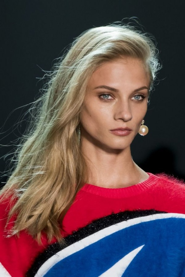 مجموعة AlexandreVauthier لربيع وصيف 2017