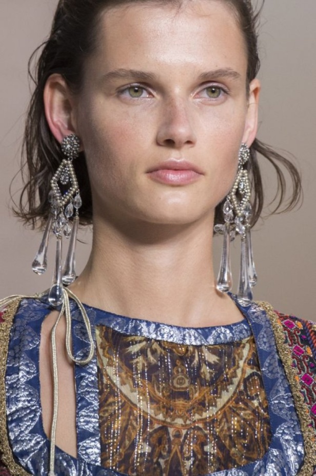 عرض أزياء “ايترو” Etro لربيع وصيف 2018 !