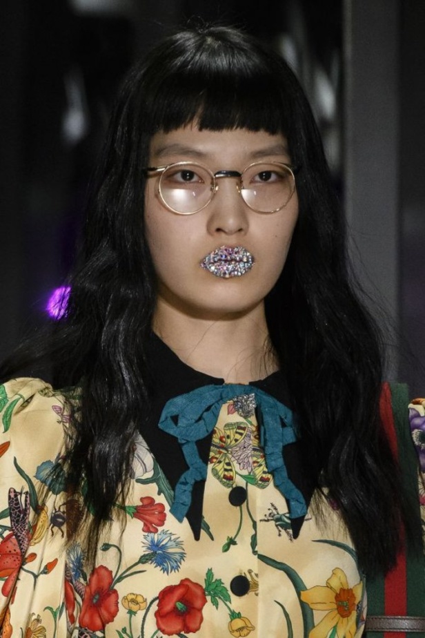 الازياء المشجرة بالوان مبهجة احدث موضة من دار غوتشي في شتاء 2018