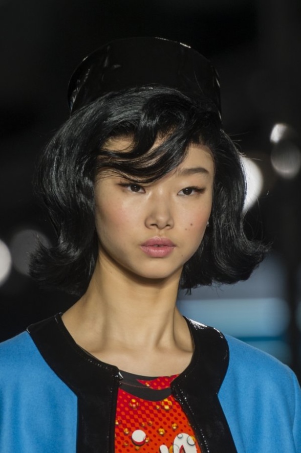 عرض ازياء موسكينو لخريف وشتاء 2018