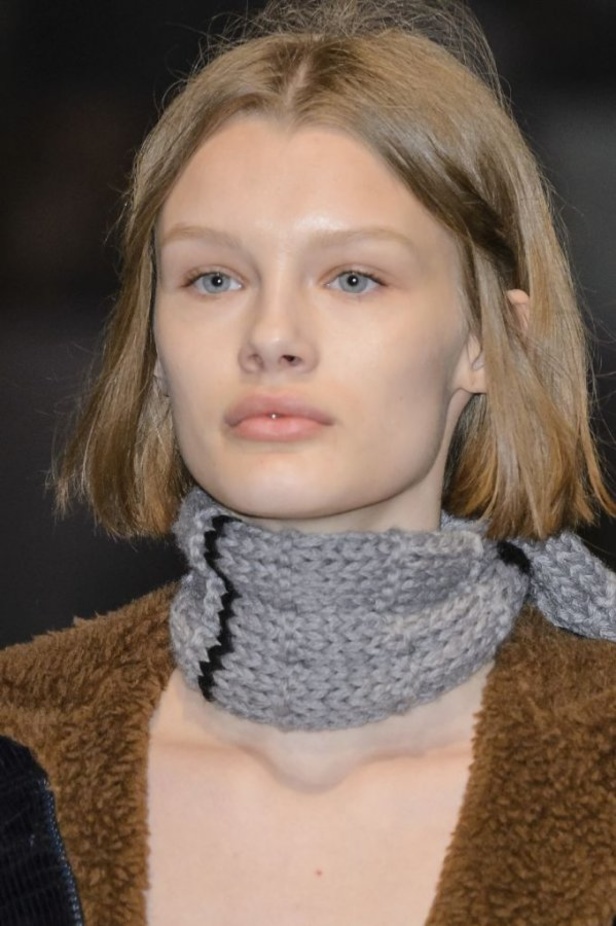 عرض أزياء Prada لخريف ٢٠١٧ !