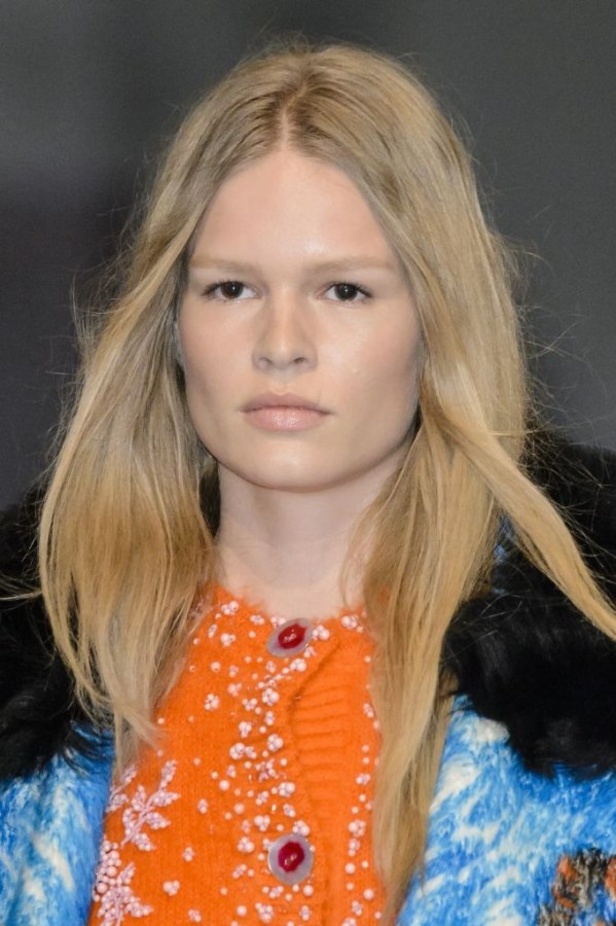 عرض أزياء Prada لخريف ٢٠١٧ !