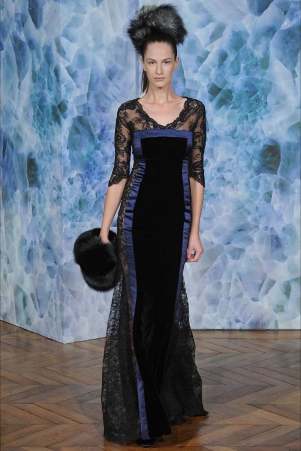 Alexis Mabille: جرأة بالألوان والقصّات 