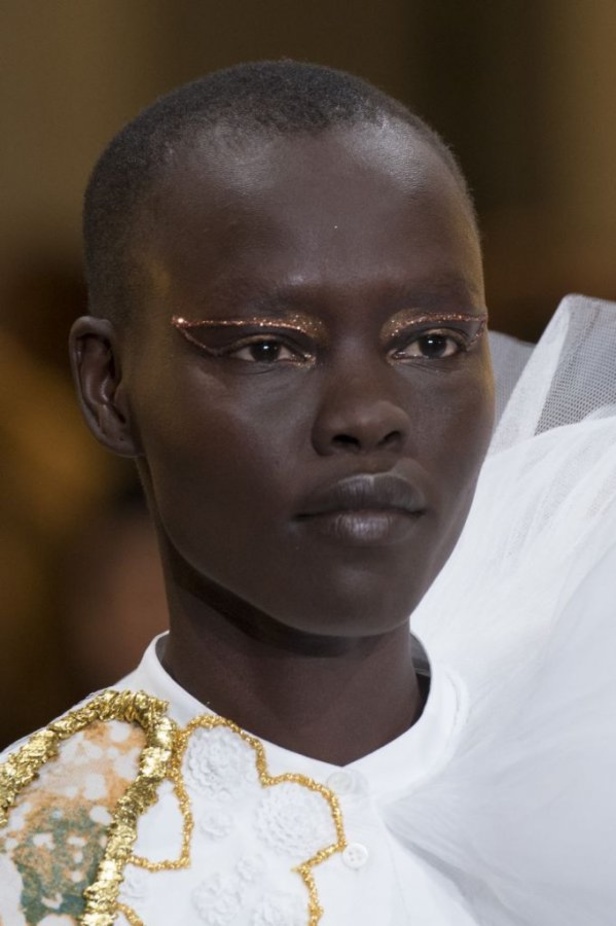 مجموعة فيكتور اند رولف لربيع وصيف 2017