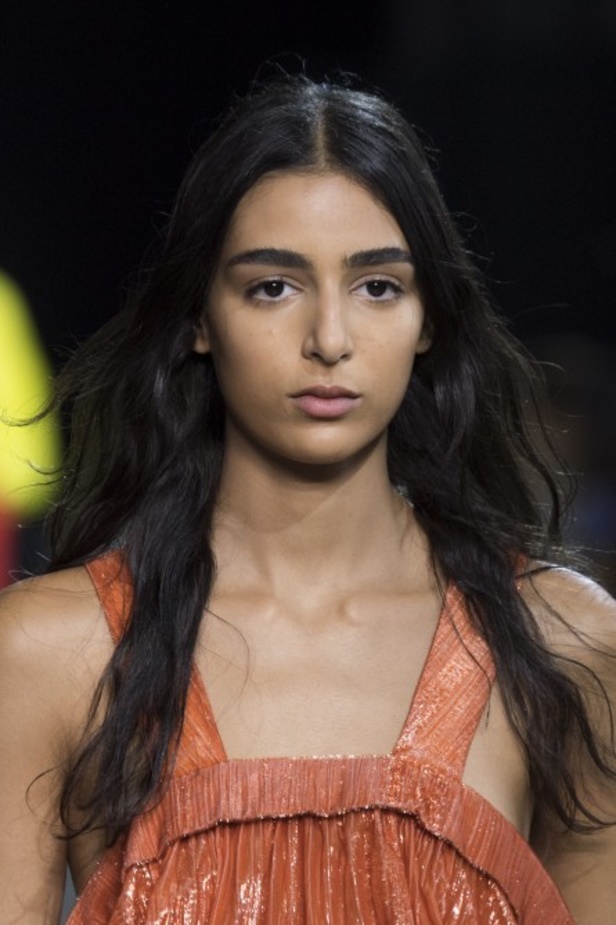 اسبوع الموضة في باريس 2019 أزياء ROCHAS الفاخرة لربيع وصيف 2020