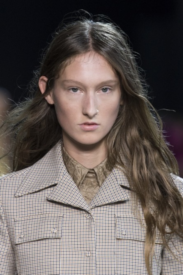 اسبوع الموضة في باريس 2019 أزياء ROCHAS الفاخرة لربيع وصيف 2020