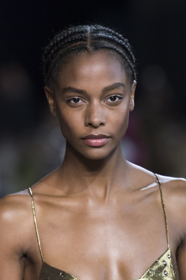 اسبوع الموضة في باريس 2019 أزياء ROCHAS الفاخرة لربيع وصيف 2020