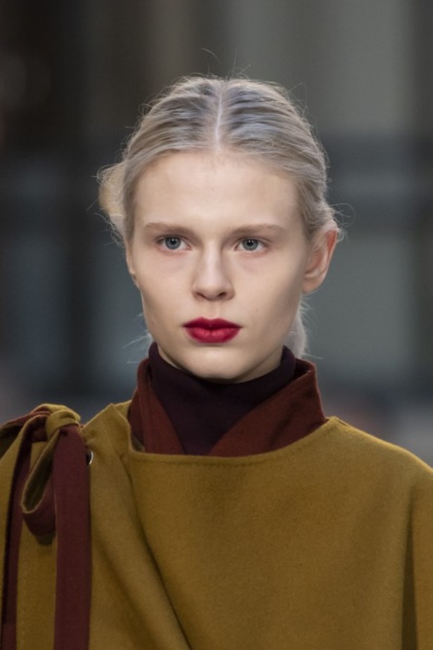 ازياء ROKSANDA لخريف وشتاء 2020-2021 خلال اسبوع الموضة في لندن   