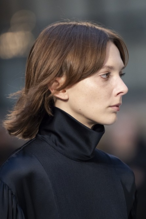 ازياء ROKSANDA لخريف وشتاء 2020-2021 خلال اسبوع الموضة في لندن   