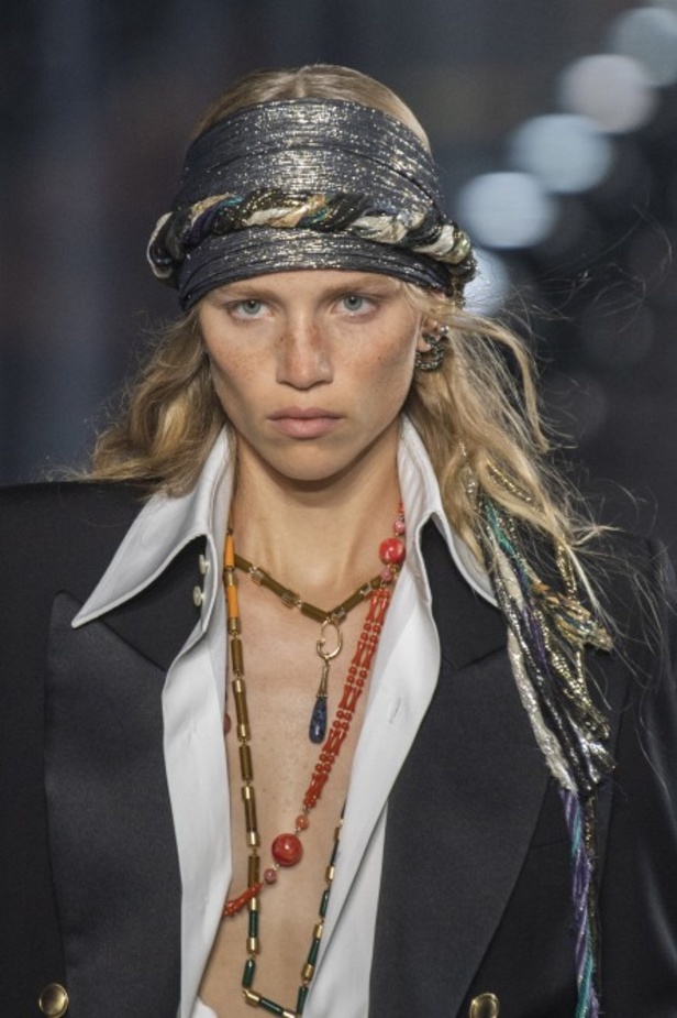 اسبوع الموضة في باريس 2019 مجموعة SAINT LAURENT لربيع وصيف 2020