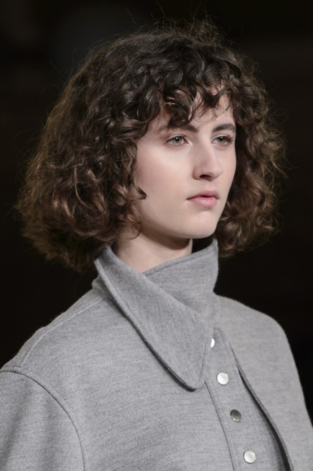 عرض أزياء ستيلا مكارتني لموسم خريف وشتاء 2017