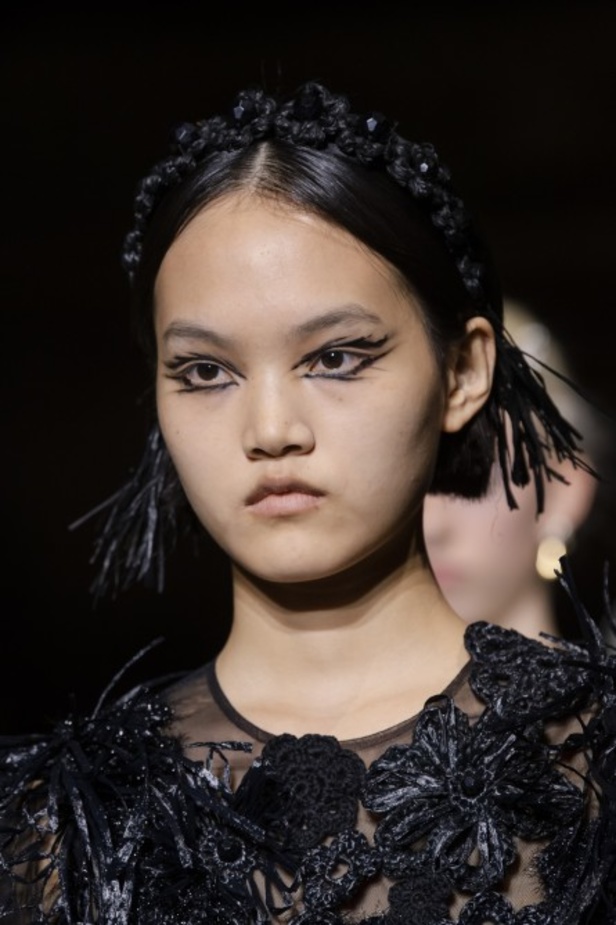عرض مجموعة Simone Rocha ربيع وصيف 2019