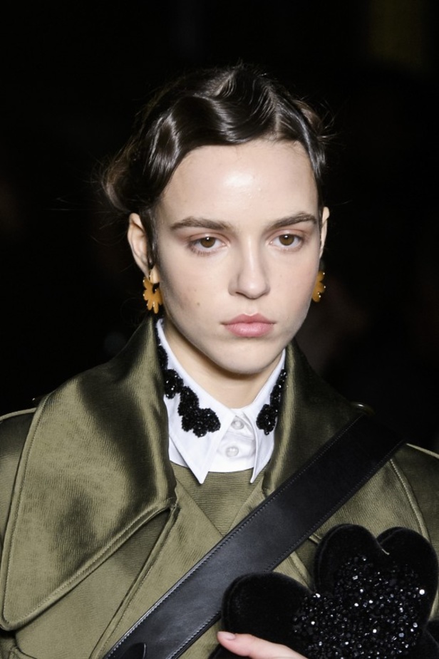 مجموعة سيمون روشا لخريف وشتاء 2017