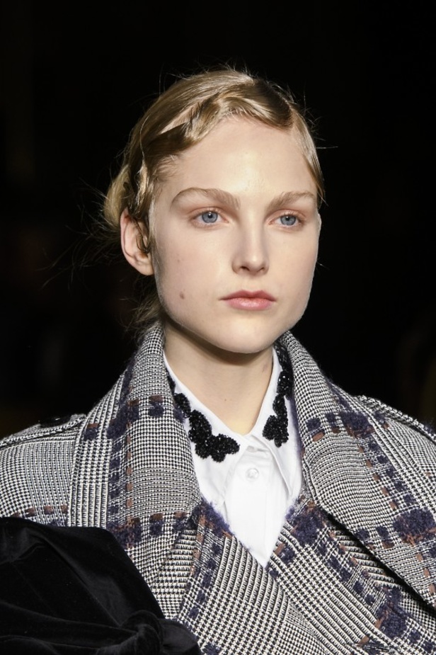 مجموعة سيمون روشا لخريف وشتاء 2017