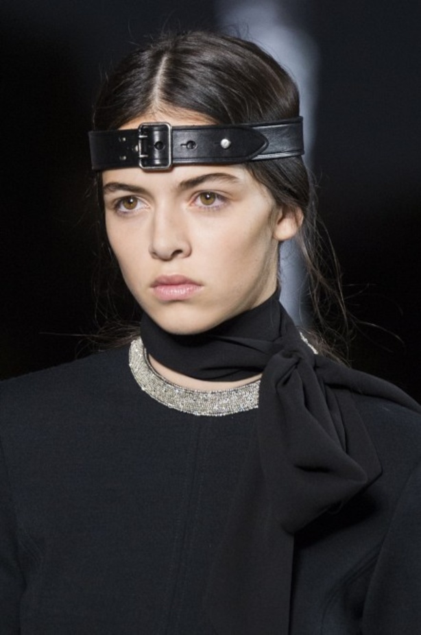 مجموعة Saint Laurent لربيع وصيف 2019