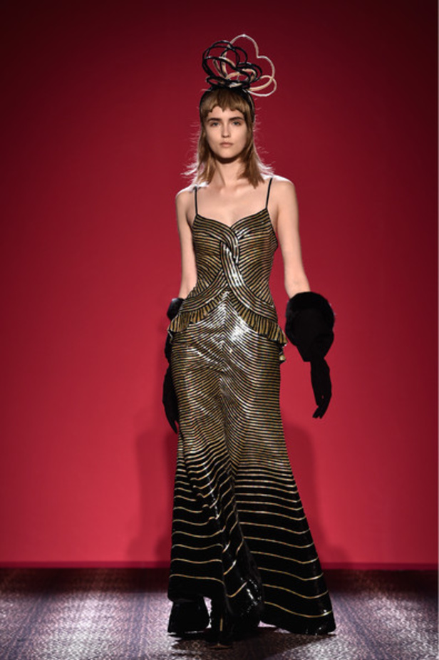  Schiaparelli: إعادة إحياء الجمال الابداعي