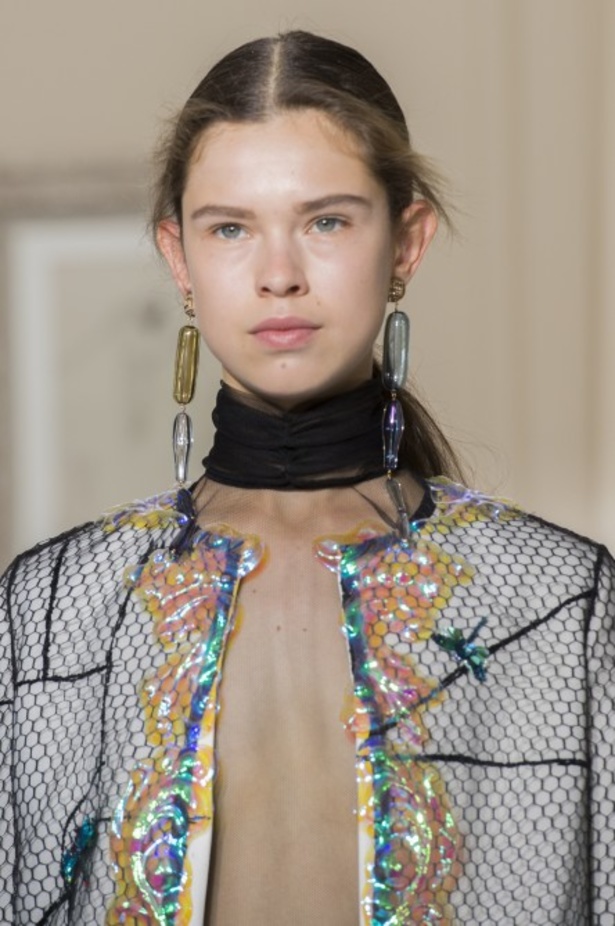 عرض Schiaparelli للأزياء الراقية لخريف وشتاء ٢٠١٨ !