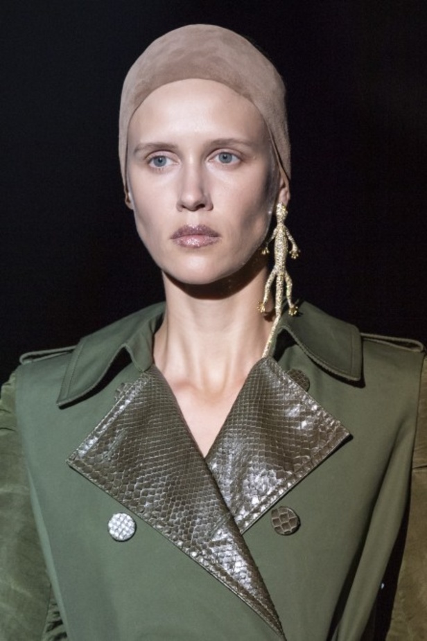 مجموعة Schiaparelli للهوت كوتور لشتاء 2019