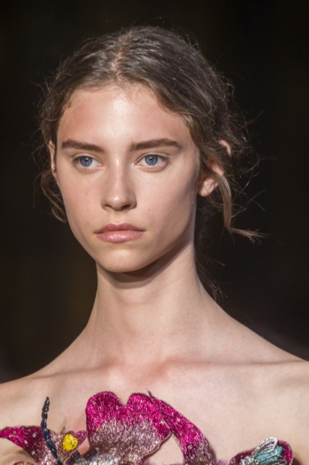 عرض أزياء Schiaparelli لخريف 2018