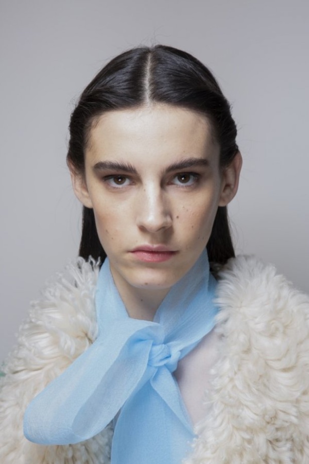 اكسسوارات TORY BURCH الفاخرة من اسبوع الموضة في نيويورك 2020