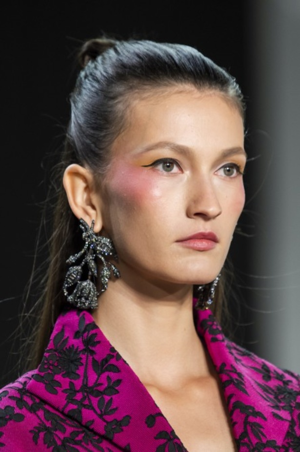  اسبوع الموضة في نيويورك 2019  موديلات فساتين TADASHI SHOJI لربيع وصيف 2020 