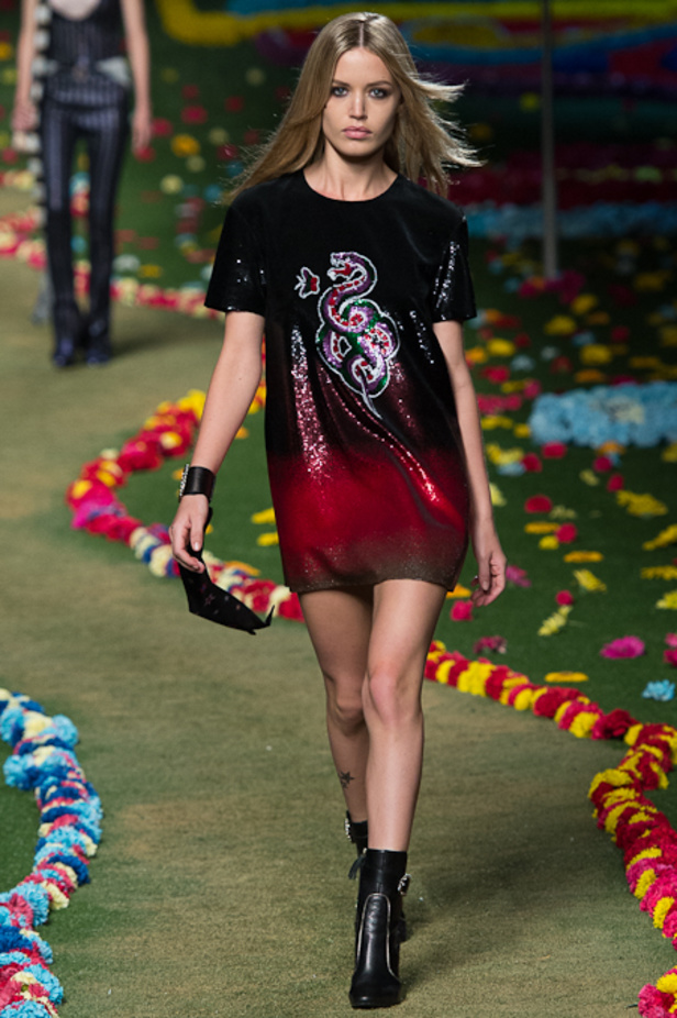 Tommy Hilfiger: كوني نجمة الروك هذا العام