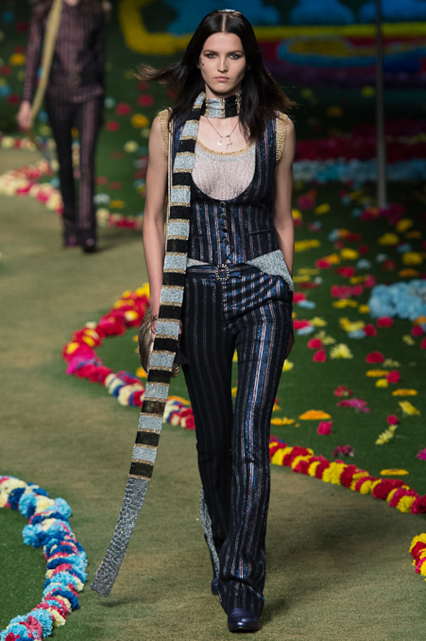 Tommy Hilfiger: كوني نجمة الروك هذا العام