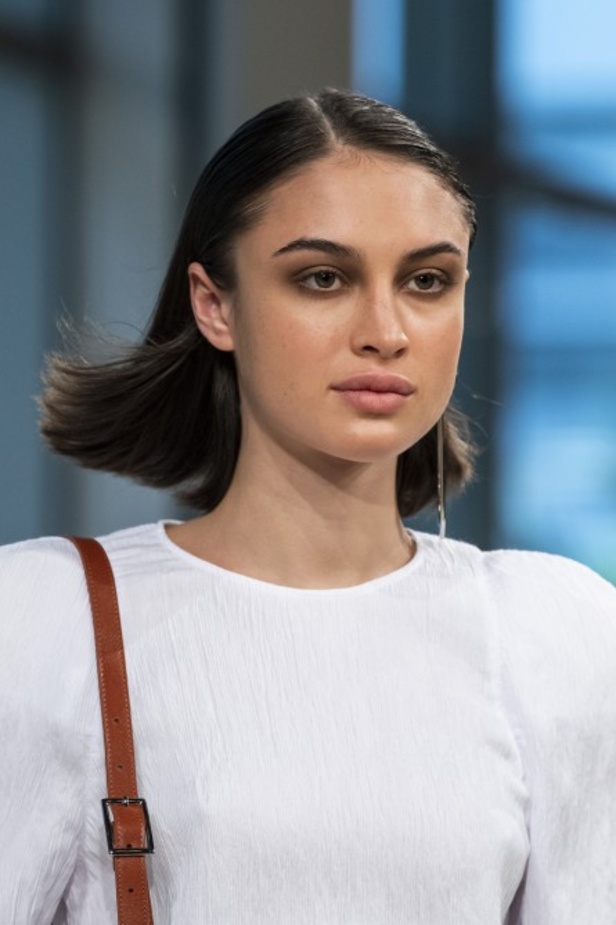 عرض أزياء تيبي لربيع وصيف 2020