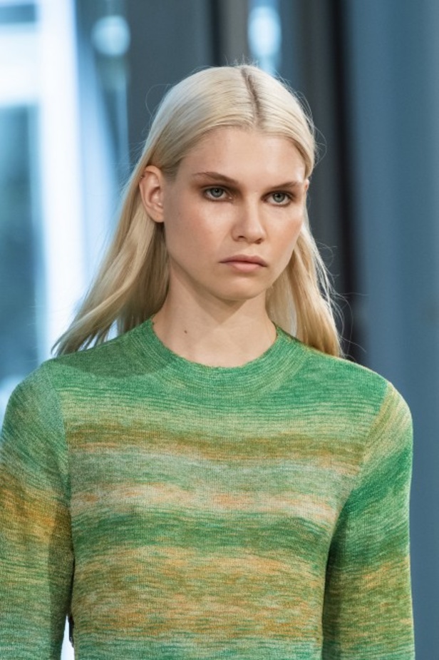 عرض أزياء تيبي لربيع وصيف 2020