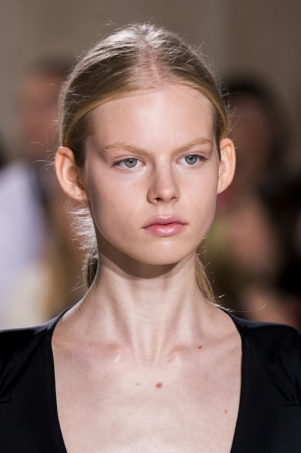 مجموعة فكتوريا بيكهام لربيع وصيف 2018