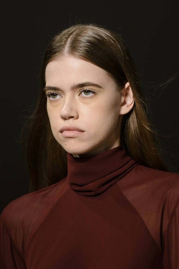 مجموعة فيكتوريا بيكهام للألبسة الجاهزة لخريف و شتاء 2017