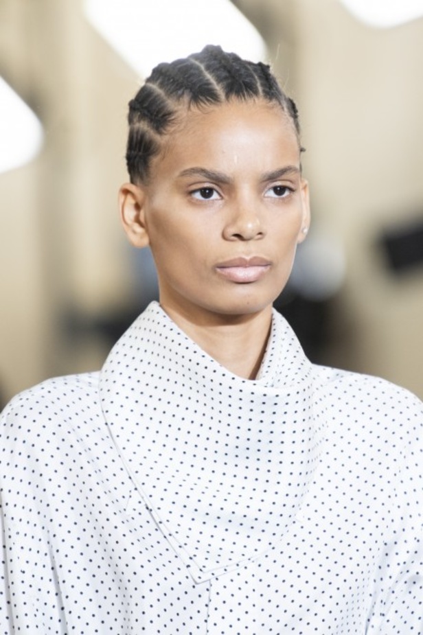 مجموعة فيكتوريا بيكهام لموسم خريف وشتاء 2019-2020