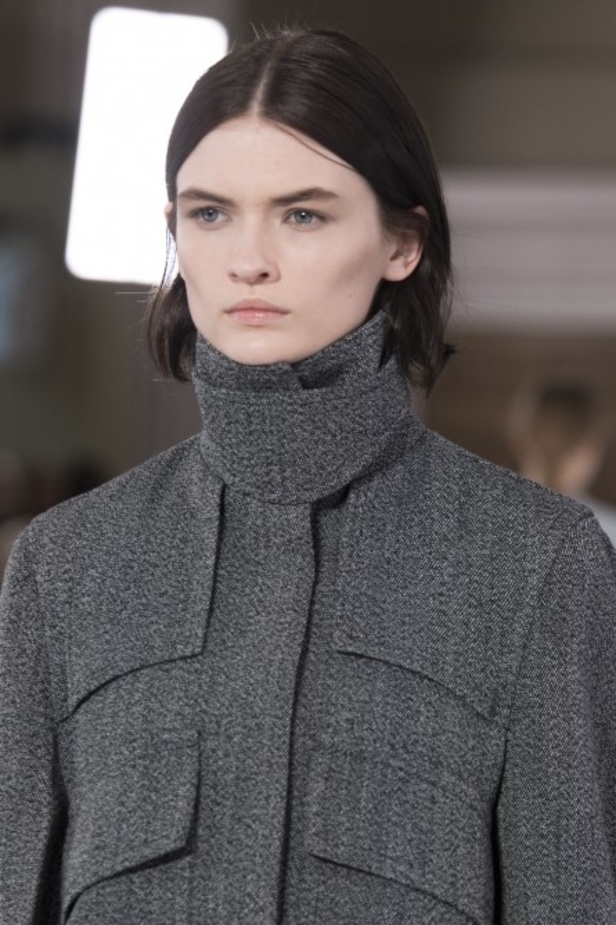 ازياء فكتوريا بيكهام  الفخمة من اسبوع الموضة في لندن 2020