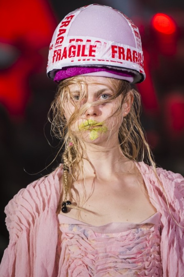 مجموعة Andreas Kronthaler for Vivienne Westwood لربيع وصيف ٢٠١٨!