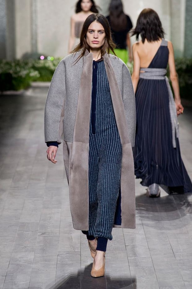 Vionnet: لوحات طبيعية تزهو بالألوان