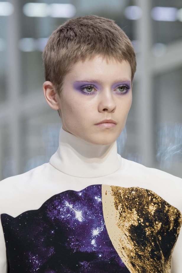 عرض أزياء فالنتينو لموسم خريف وشتاء 2019