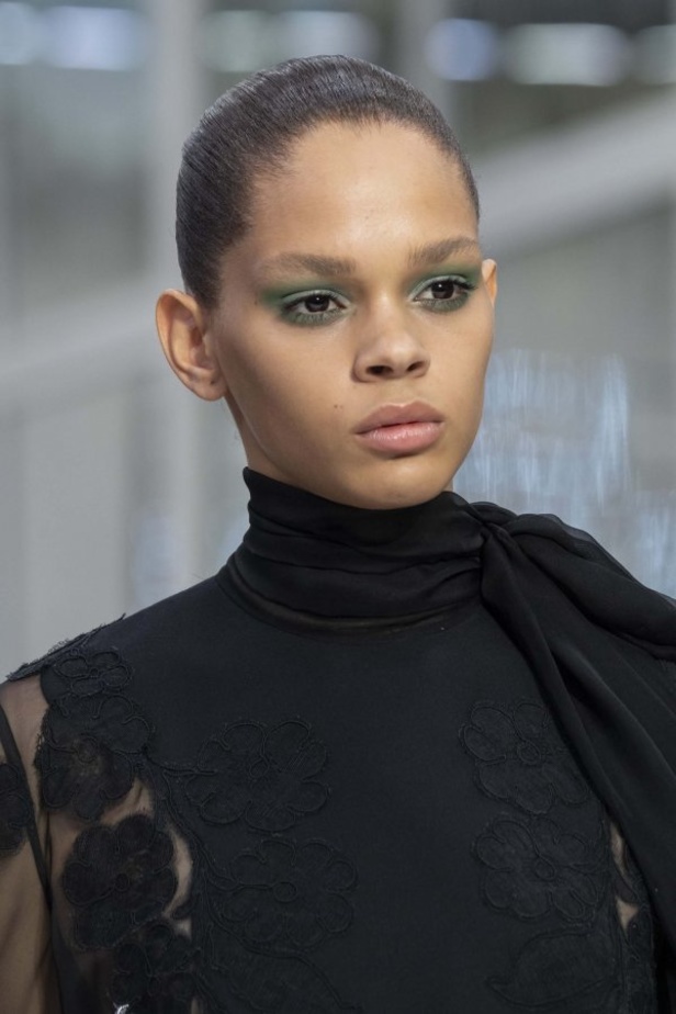 عرض أزياء فالنتينو لموسم خريف وشتاء 2019