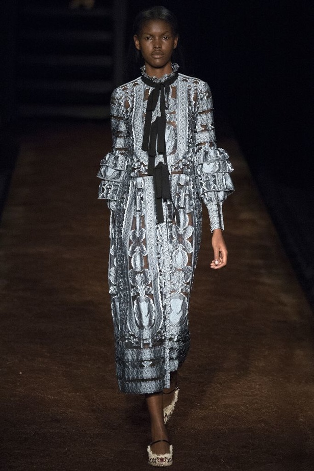 مجموعة Erdem لربيع و صيف 2016