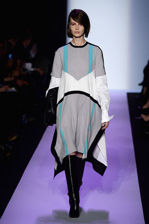 BCBGMAXAZRIA: أناقة عملية وبساطة راقية