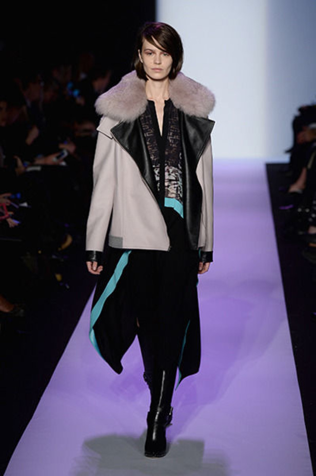 BCBGMAXAZRIA: أناقة عملية وبساطة راقية