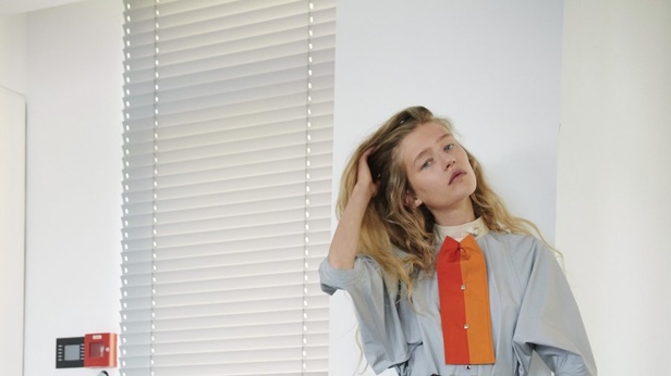 صور تصاميم عرض ازياء دار لويس فيتون لمجموعة كروز 2021