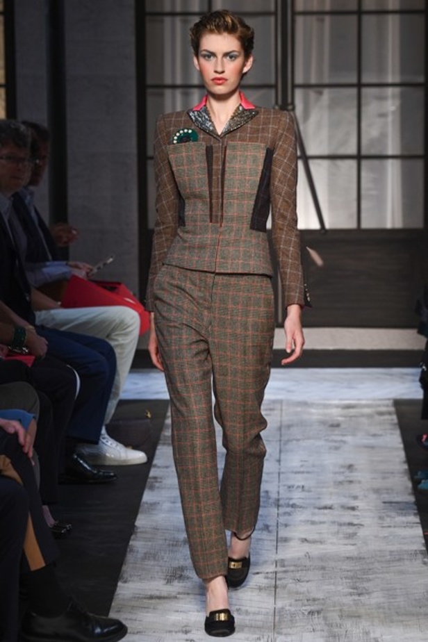 سحر الأربعينيات مع Schiaparelli